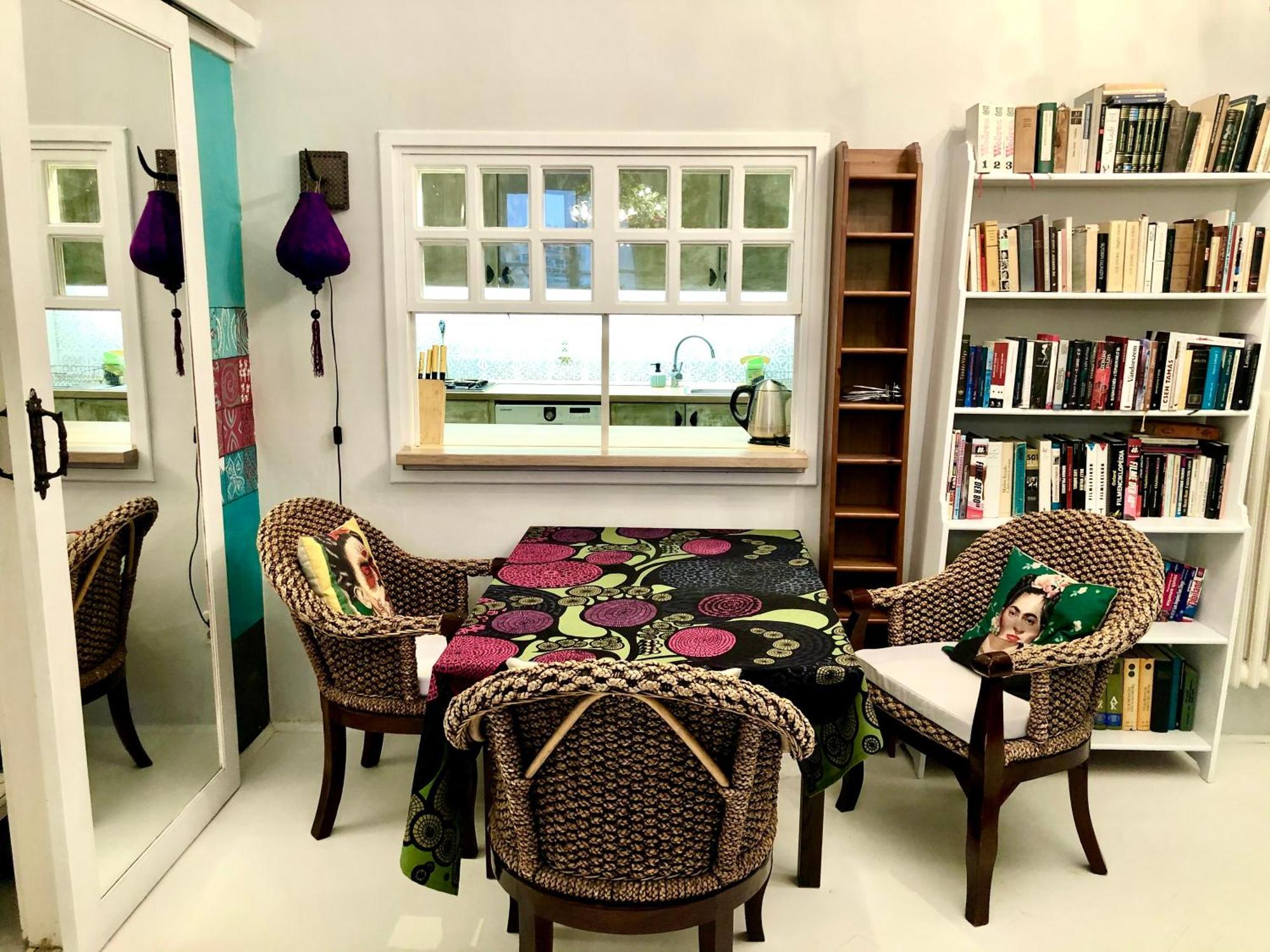 Unique Design Flat At Downtown דירה *